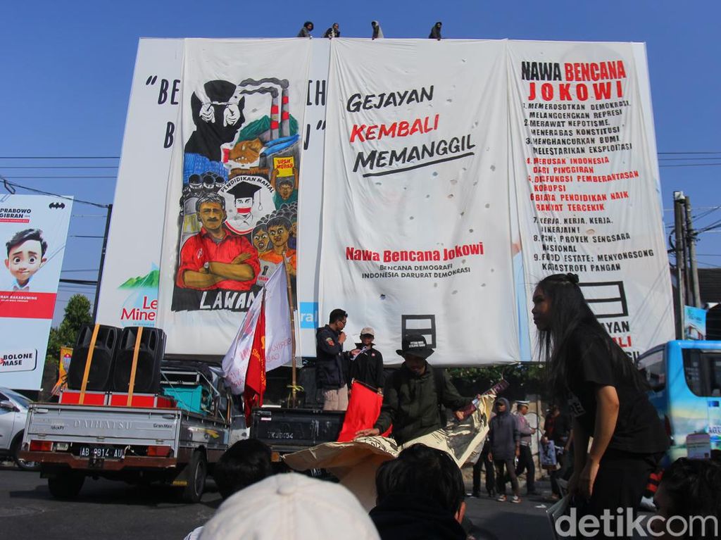 Gejayan Memanggil Rakyat Bergerak